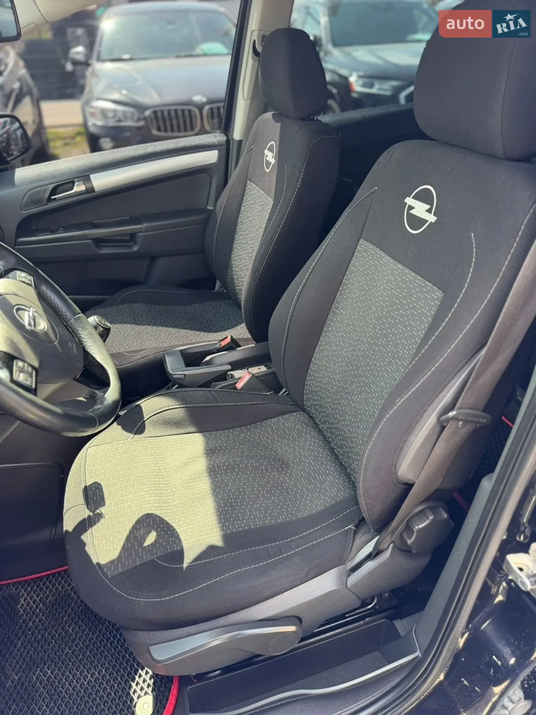 2010 Opel Zafira - мініатюра 15
