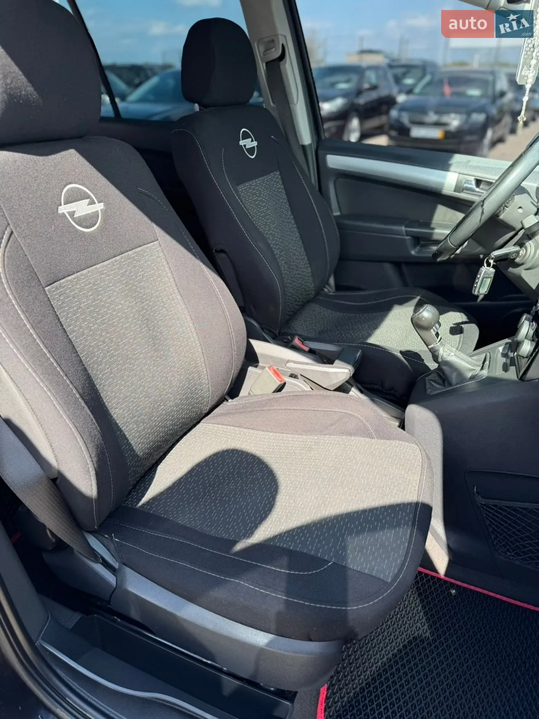 2010 Opel Zafira - мініатюра 22