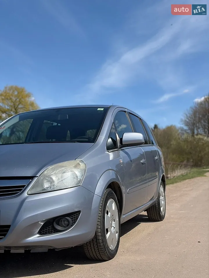 2011 Opel Zafira - мініатюра 26