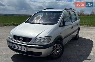 Минивэн Opel Zafira 2001 в Баре