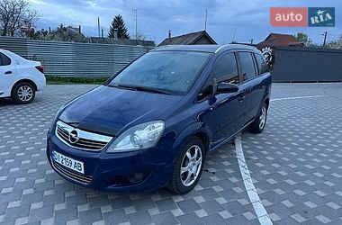 Минивэн Opel Zafira 2008 в Полтаве