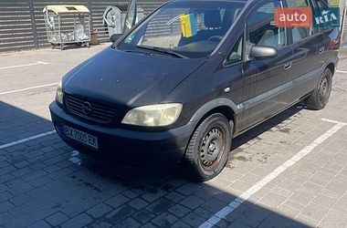 Минивэн Opel Zafira 2001 в Каменке-Бугской