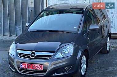 Мінівен Opel Zafira 2010 в Звягелі