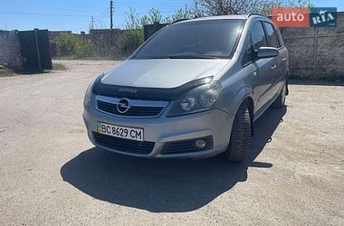 Минивэн Opel Zafira 2006 в Волочиске