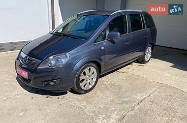 Мінівен Opel Zafira 2011 в Снятині