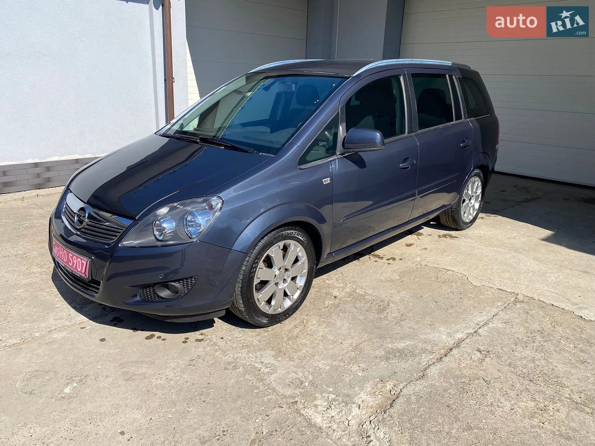 2011 Opel Zafira - фото 1