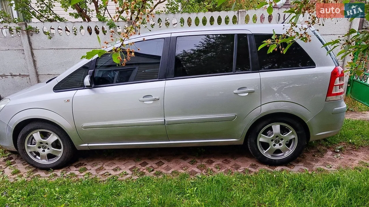 2010 Opel Zafira - мініатюра 22