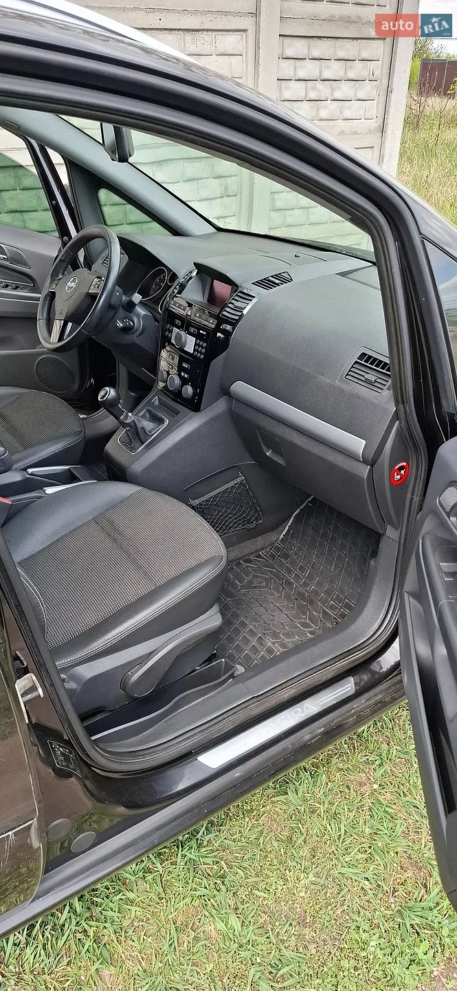 2010 Opel Zafira - мініатюра 15