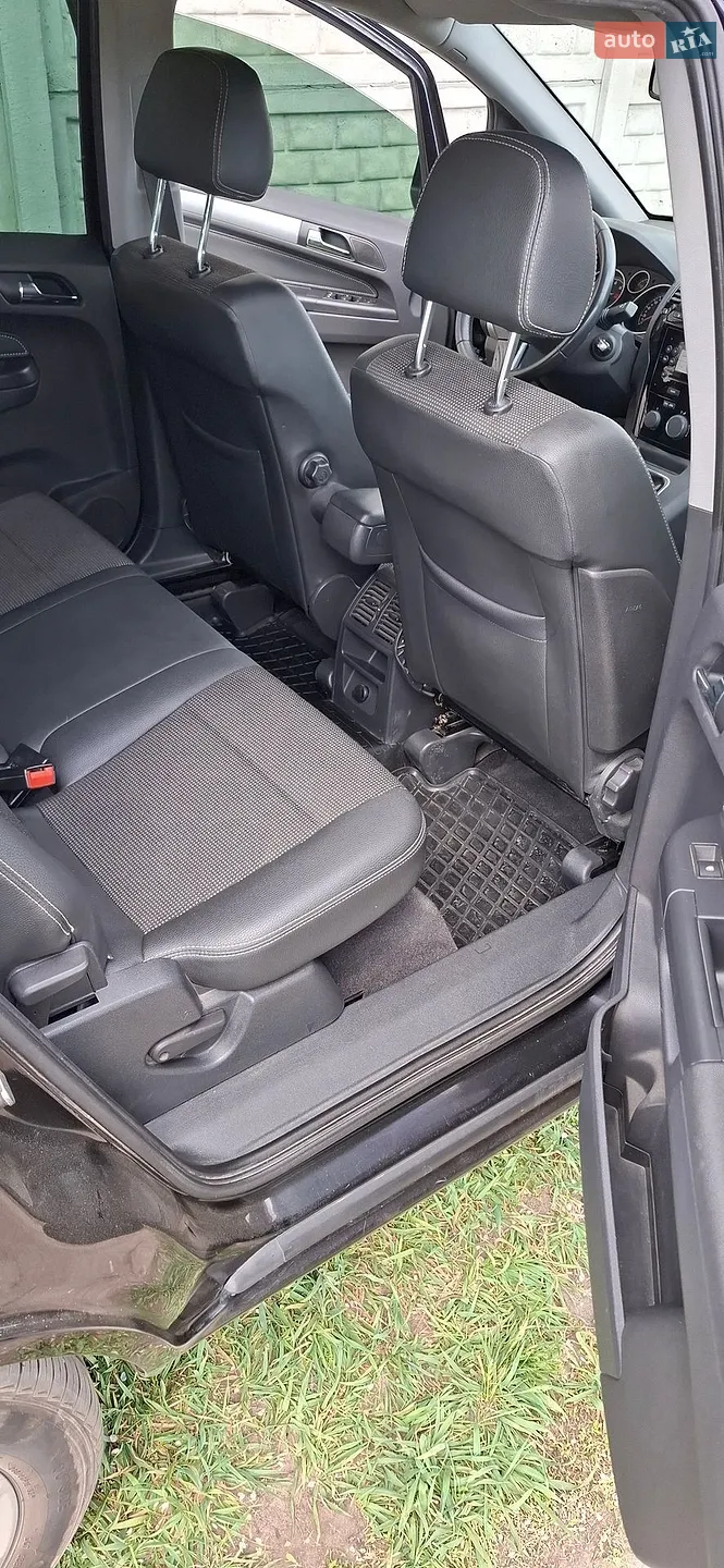 2010 Opel Zafira - мініатюра 16