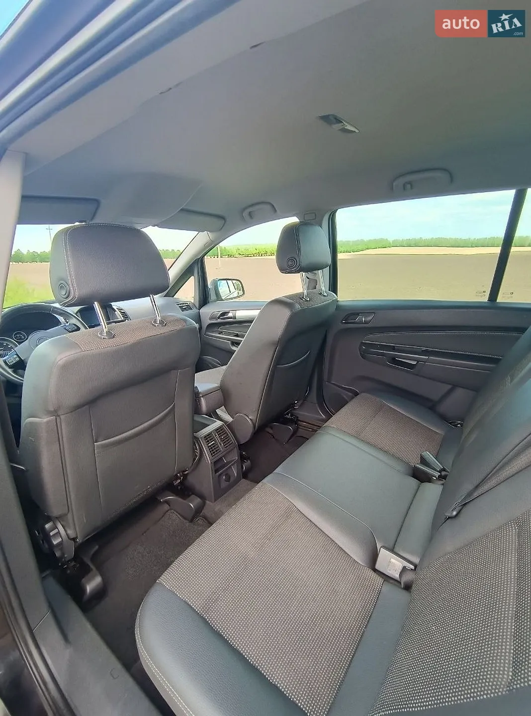 2011 Opel Zafira - мініатюра 12
