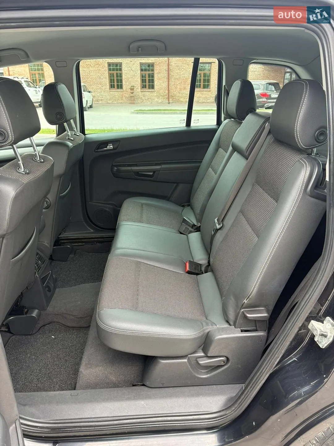 2011 Opel Zafira - мініатюра 46