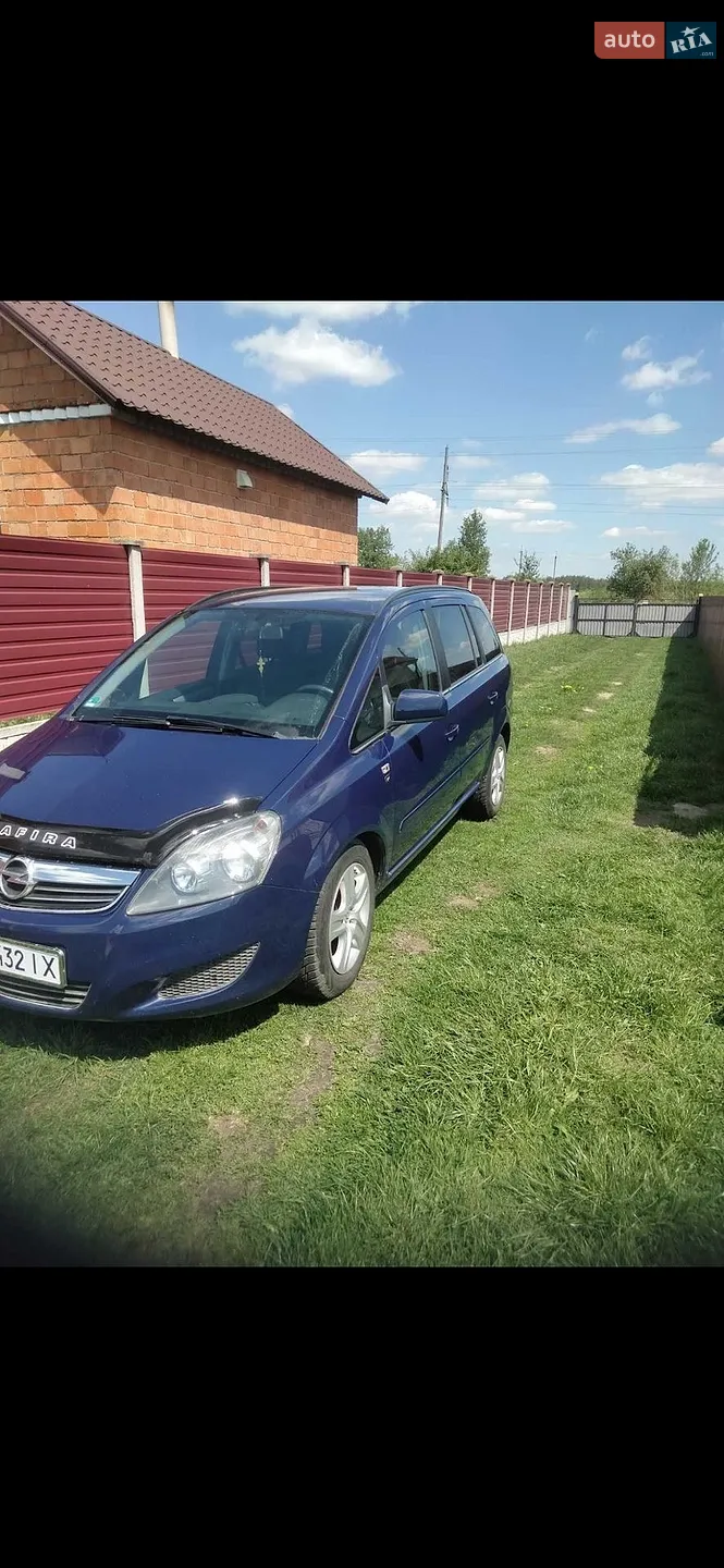 2010 Opel Zafira - мініатюра 2