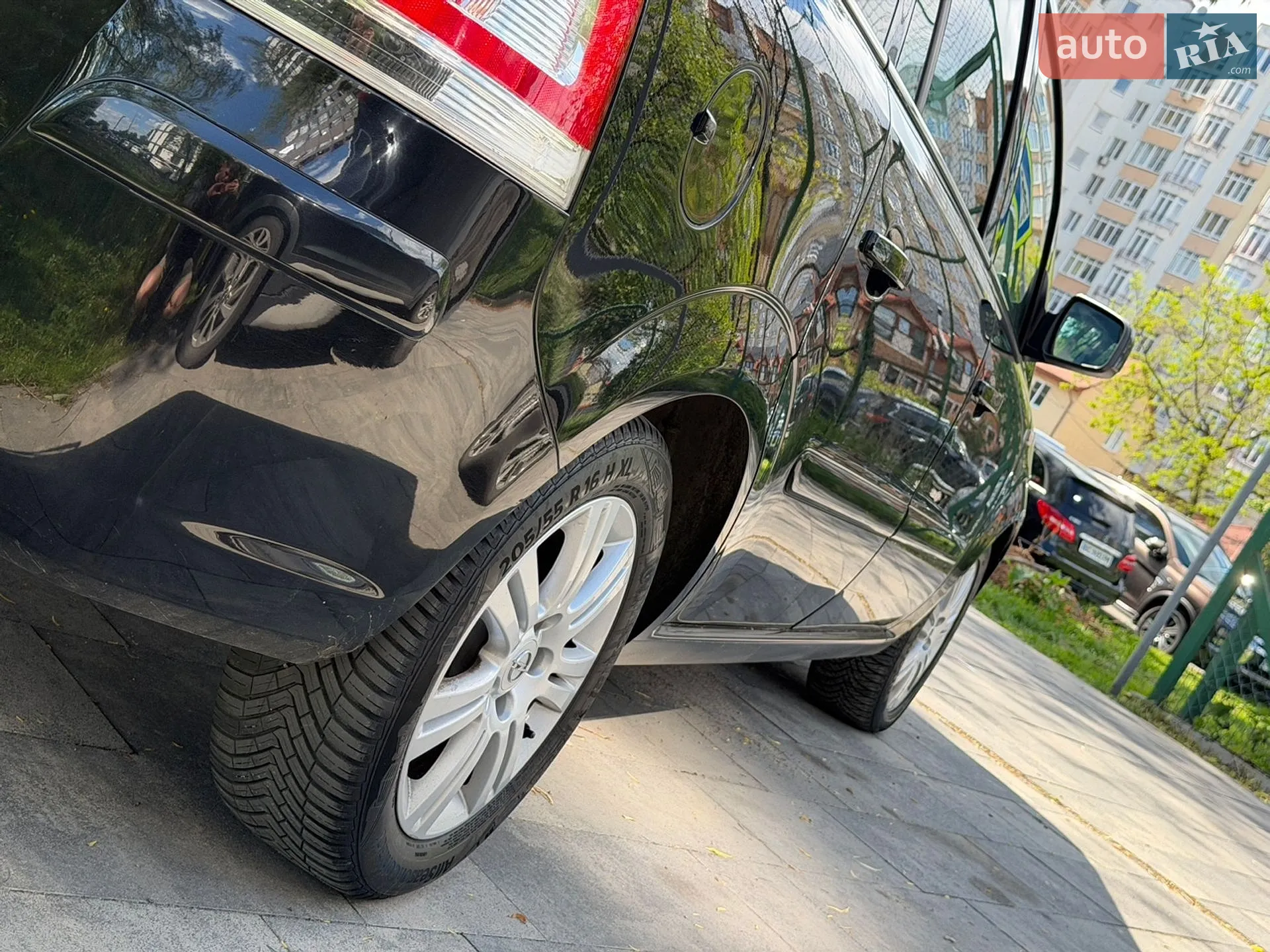 2010 Opel Zafira - мініатюра 28