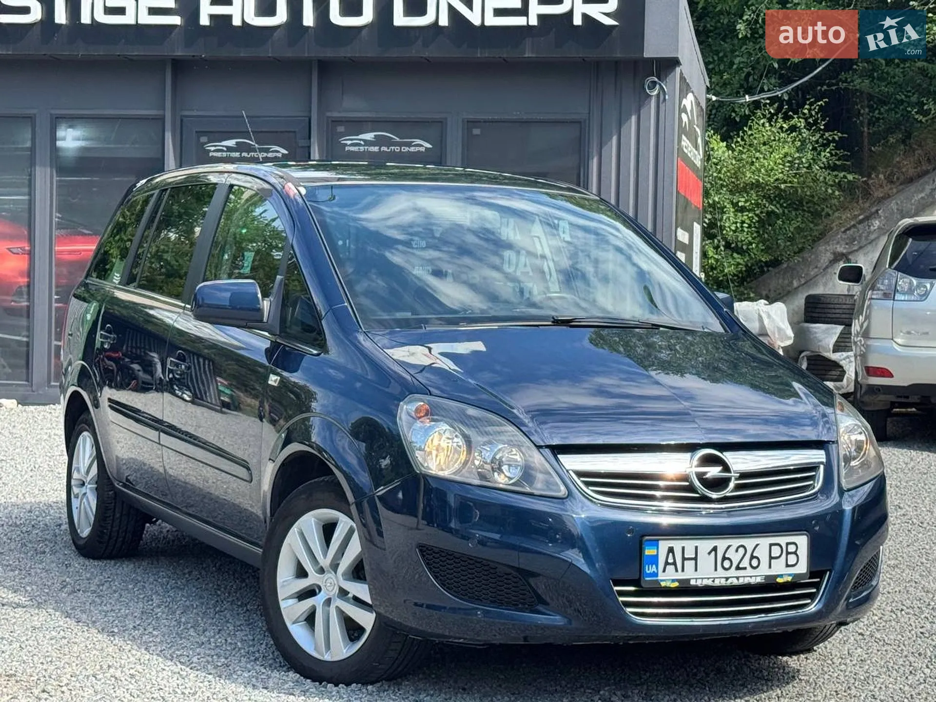 2011 Opel Zafira - фото 1