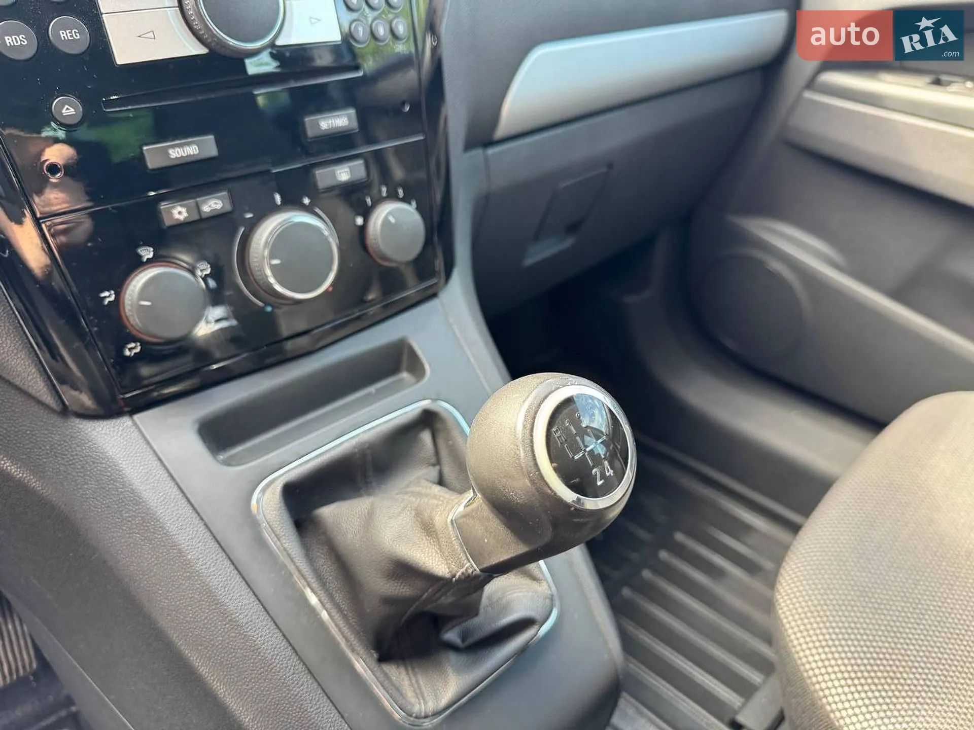 2011 Opel Zafira - мініатюра 17