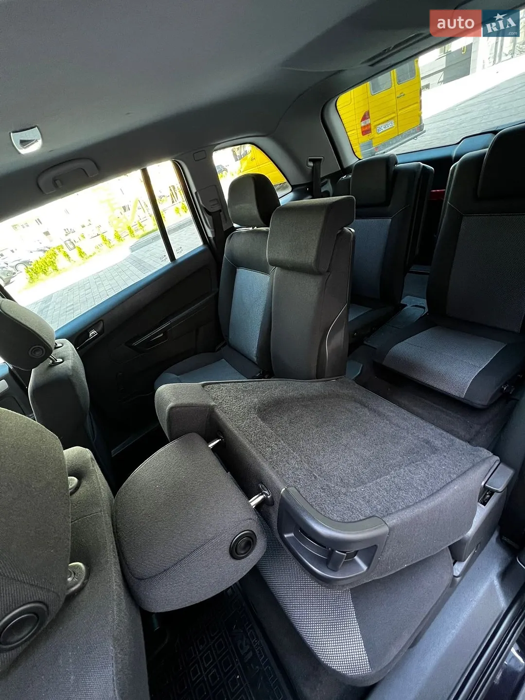 2011 Opel Zafira - мініатюра 29