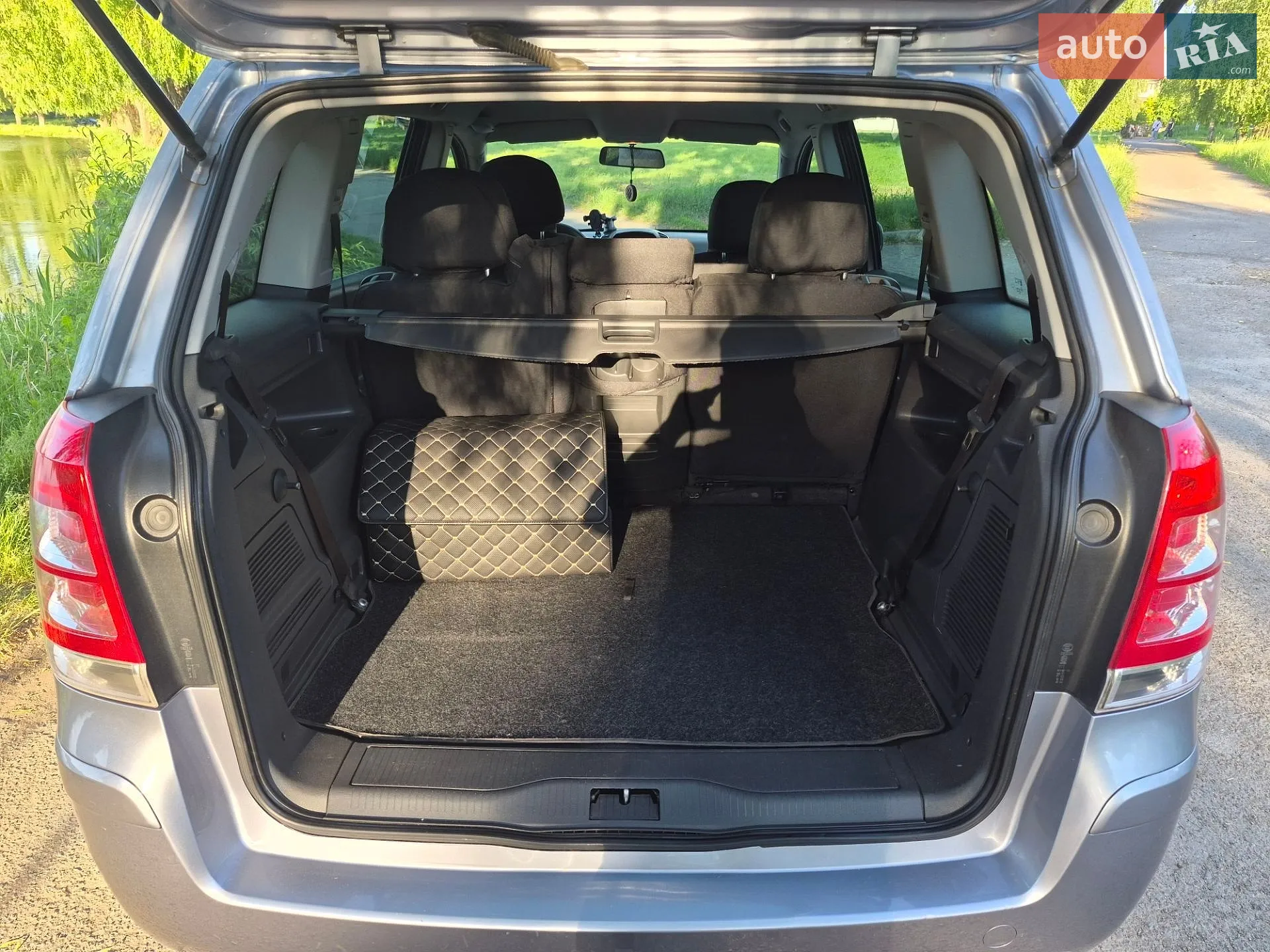 2010 Opel Zafira - мініатюра 15