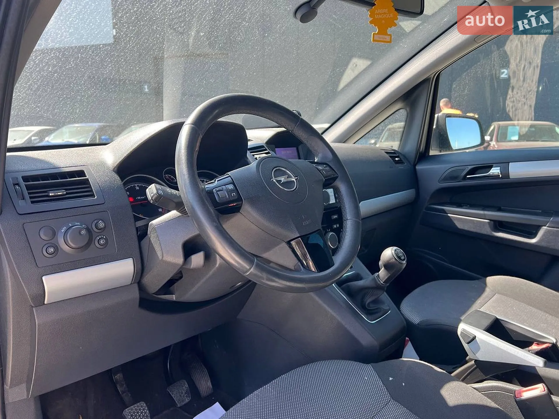 2010 Opel Zafira - мініатюра 17