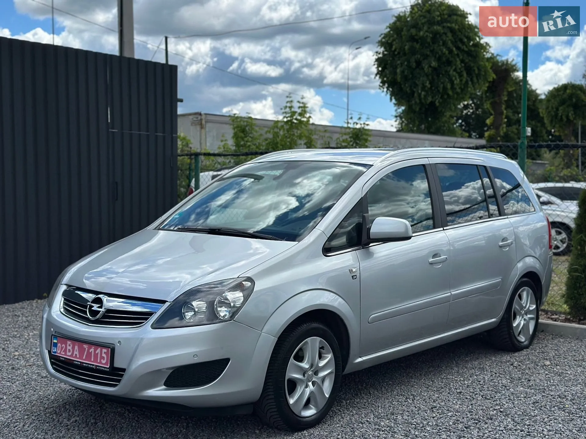 2010 Opel Zafira - мініатюра 11