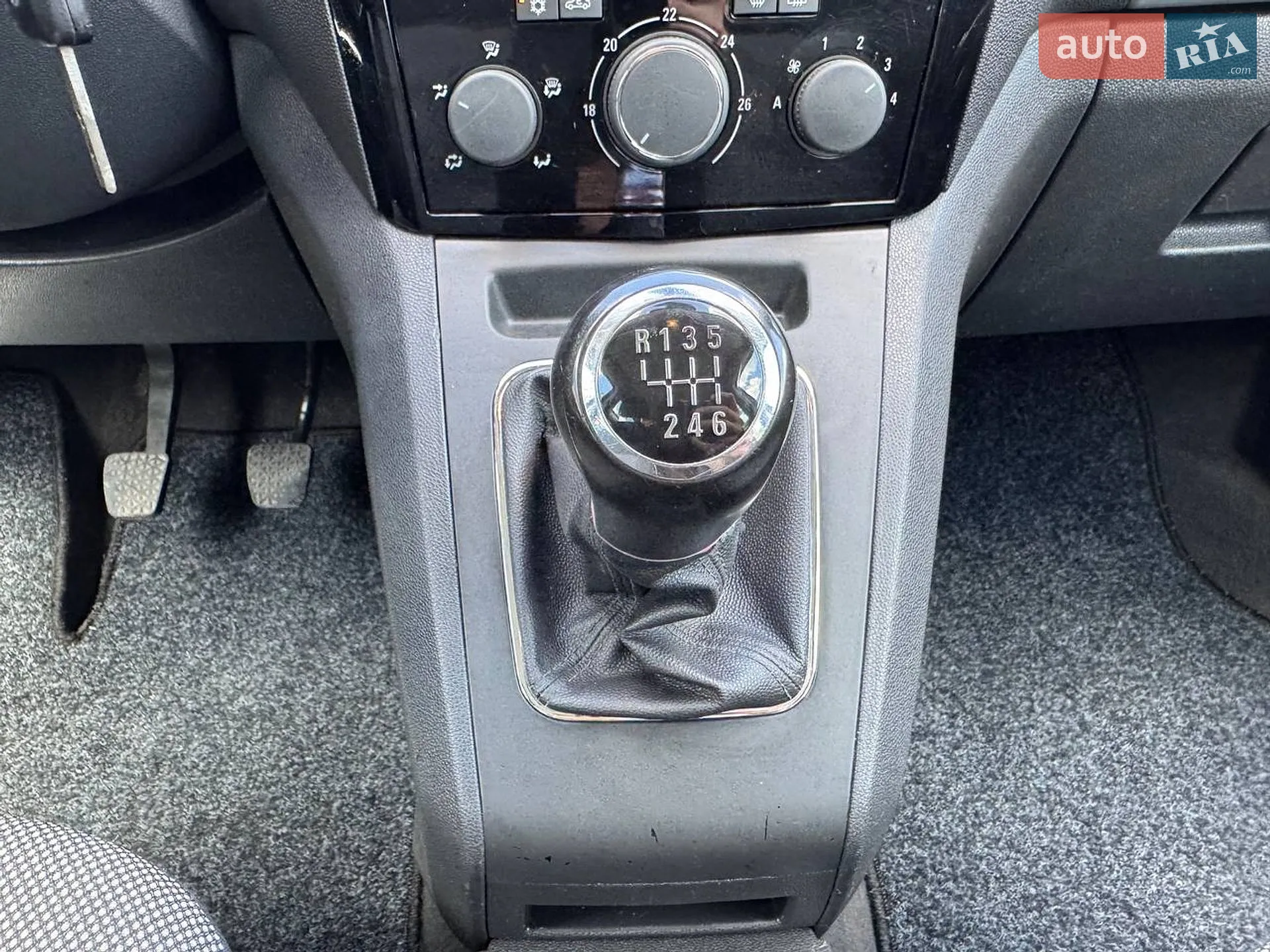 2011 Opel Zafira - мініатюра 31