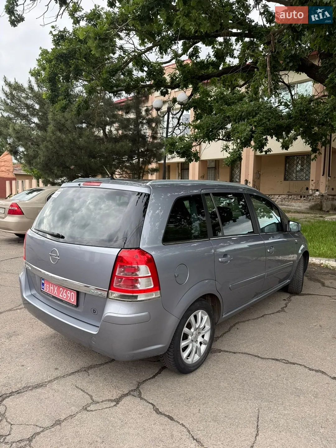 2010 Opel Zafira - мініатюра 8