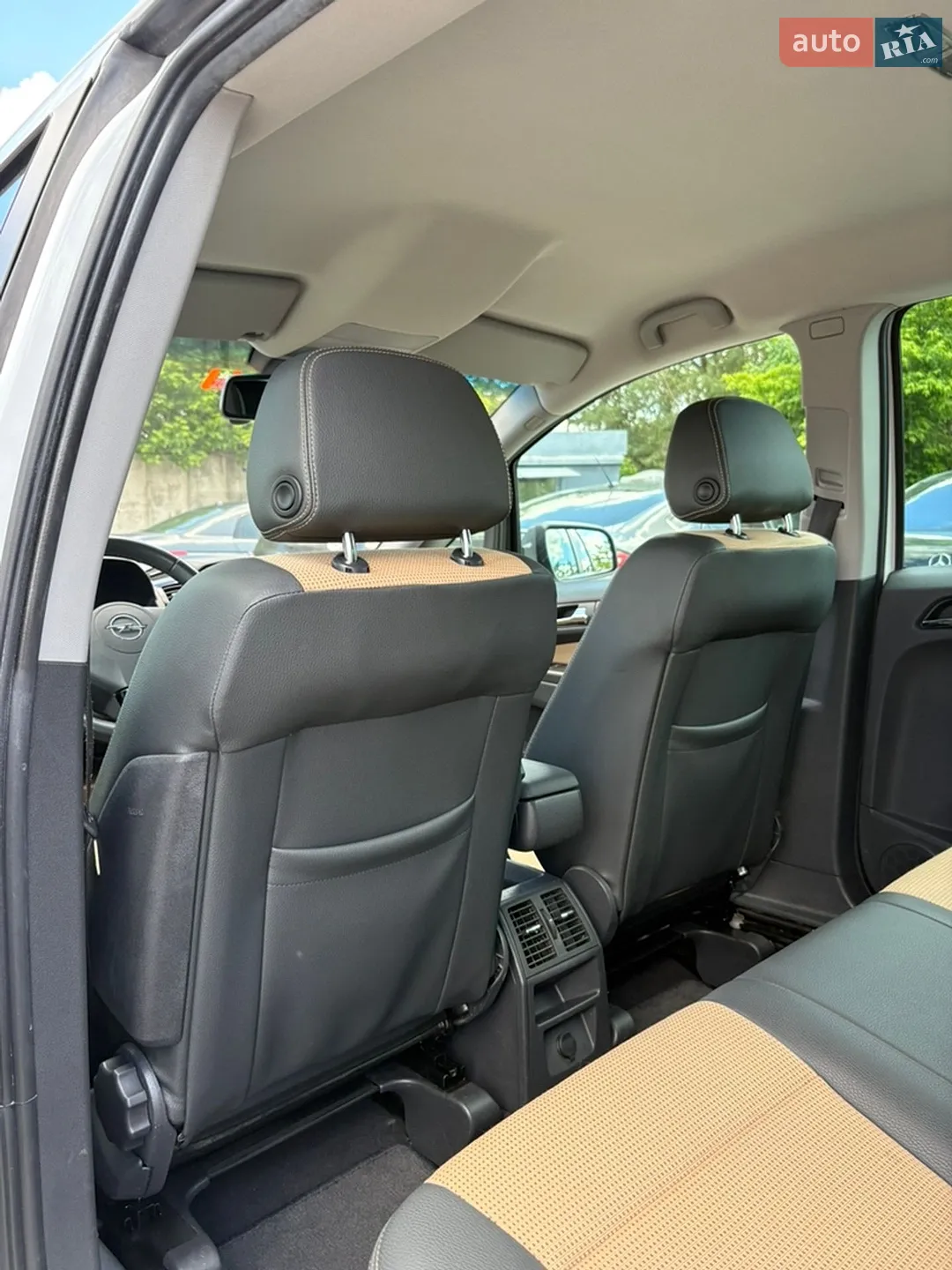 2011 Opel Zafira - мініатюра 31