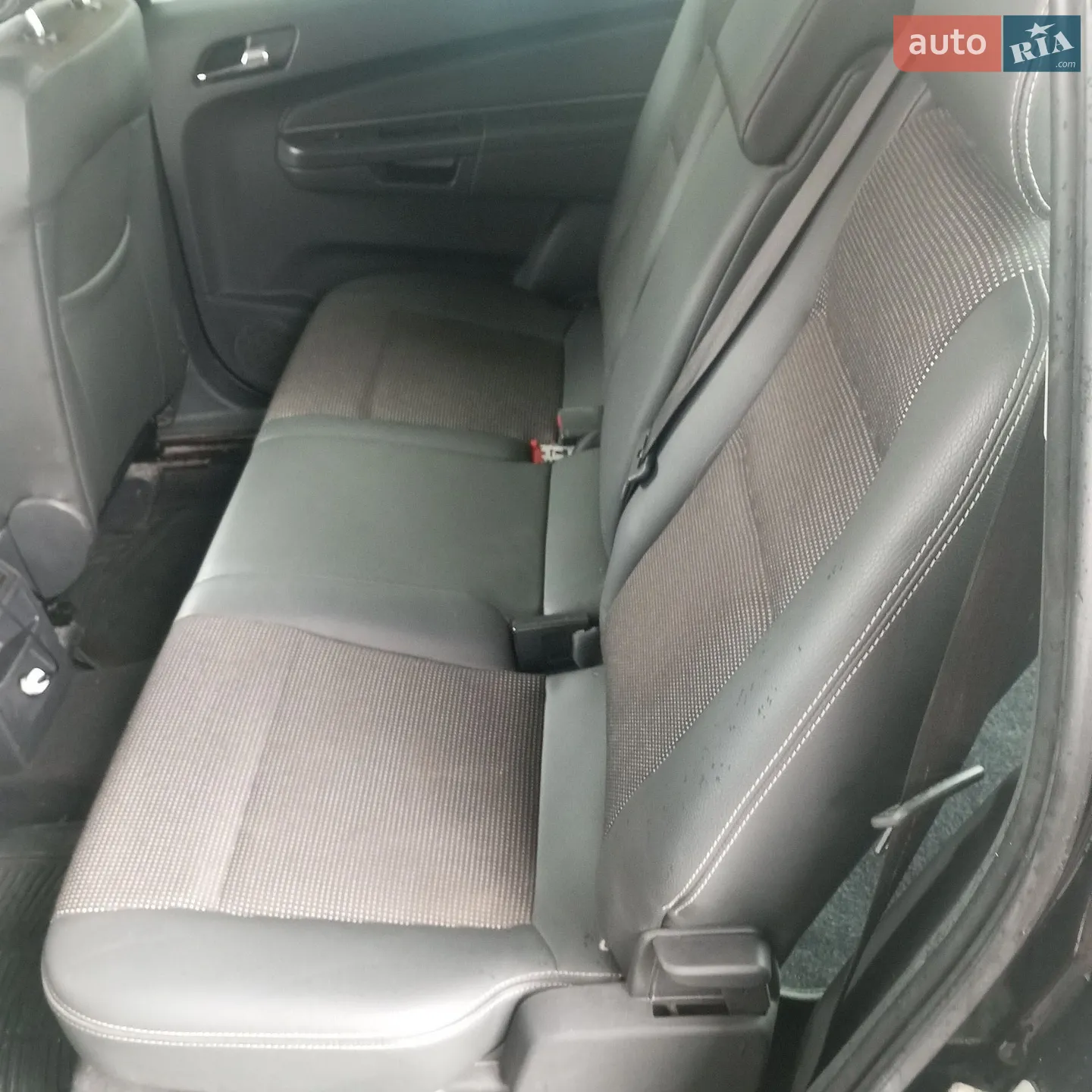 2010 Opel Zafira - мініатюра 10