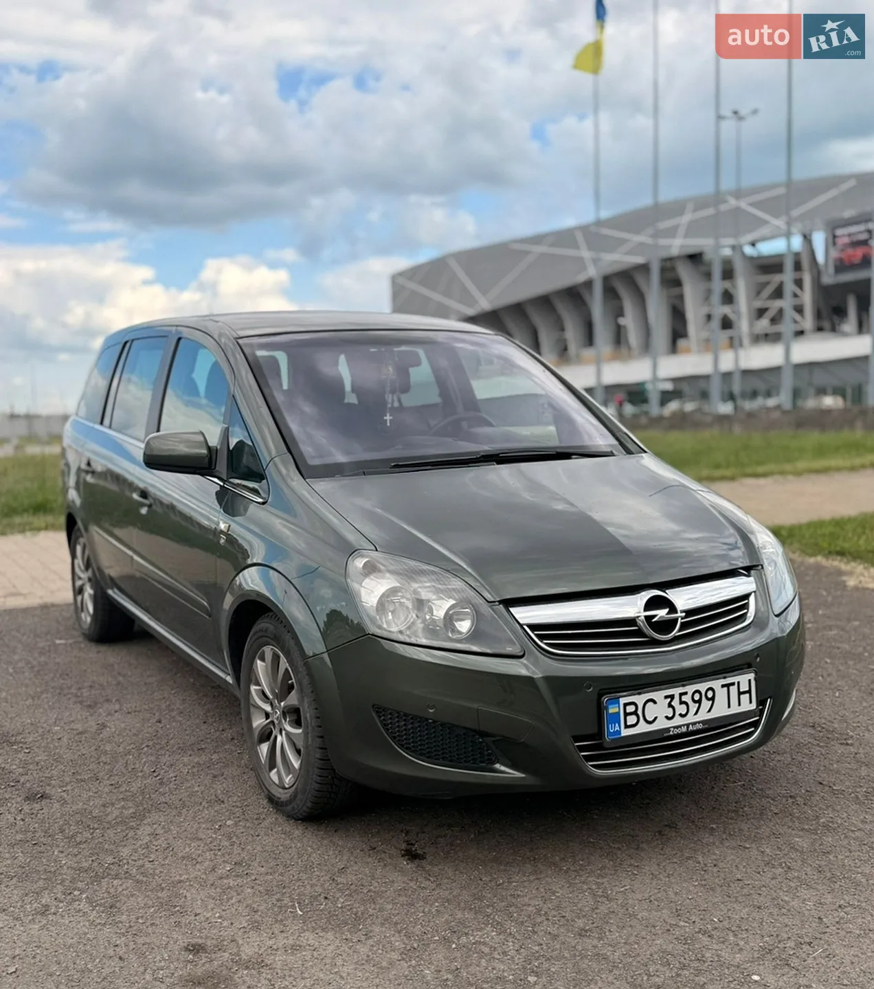 2010 Opel Zafira - фото 1