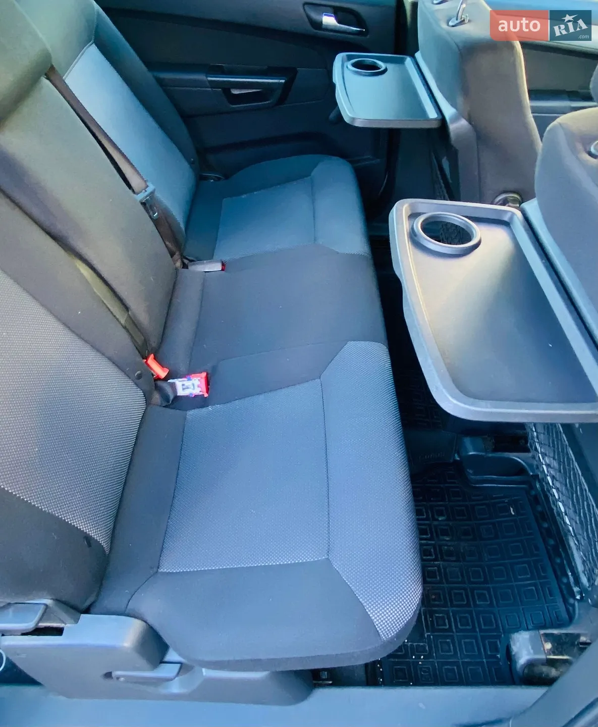 2010 Opel Zafira - мініатюра 11