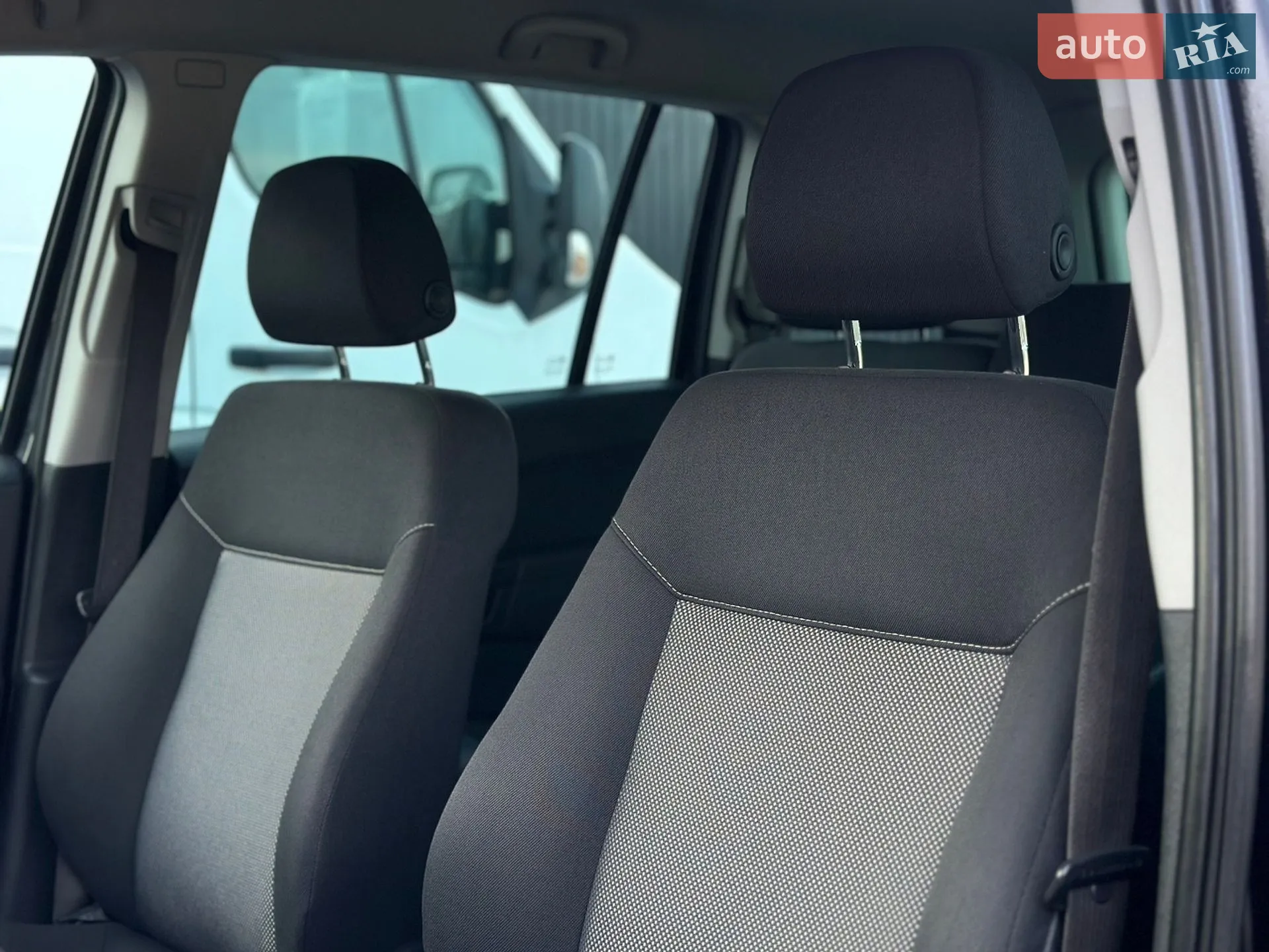 2011 Opel Zafira - мініатюра 65