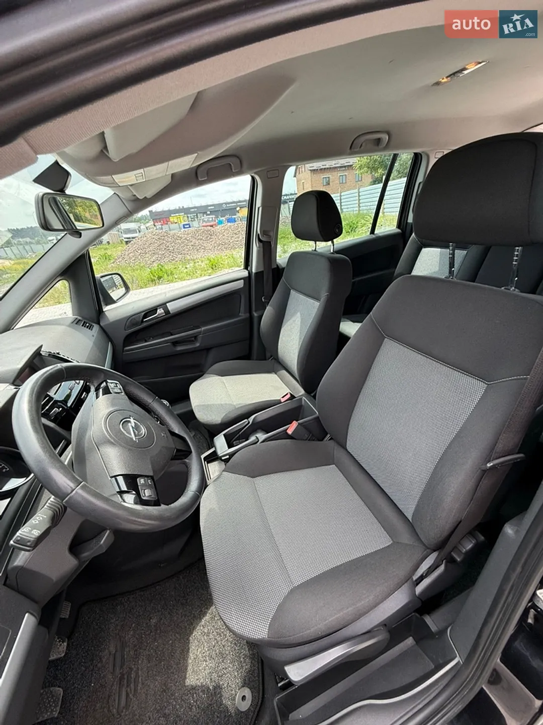 2011 Opel Zafira - мініатюра 18