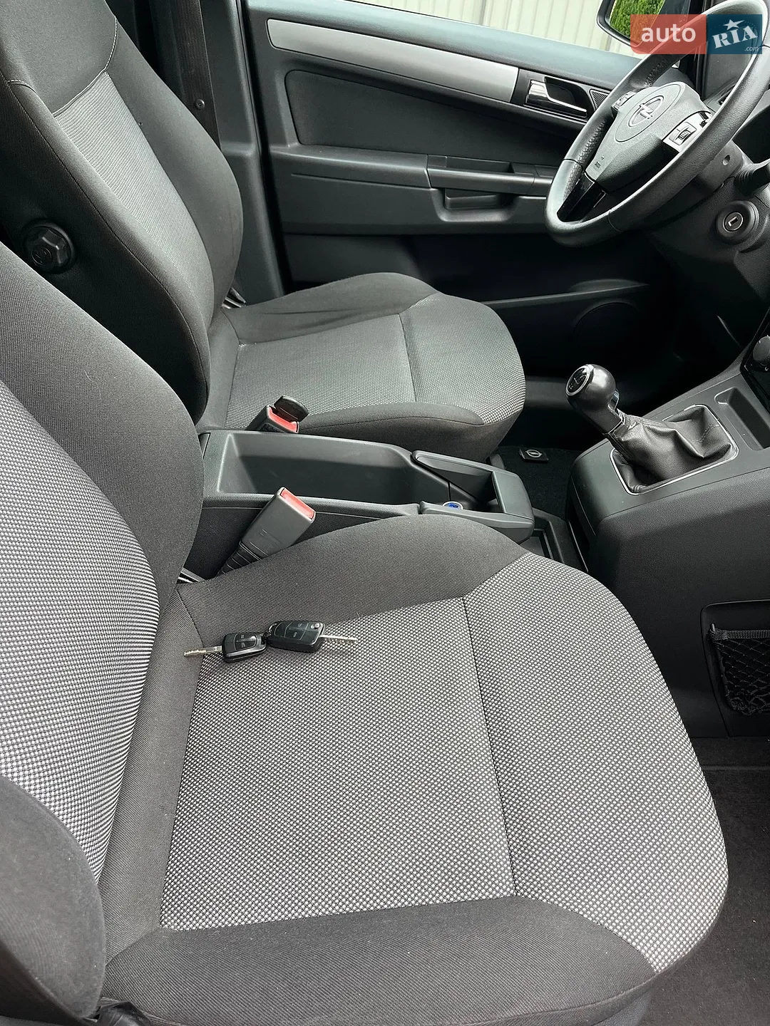 2011 Opel Zafira - мініатюра 39
