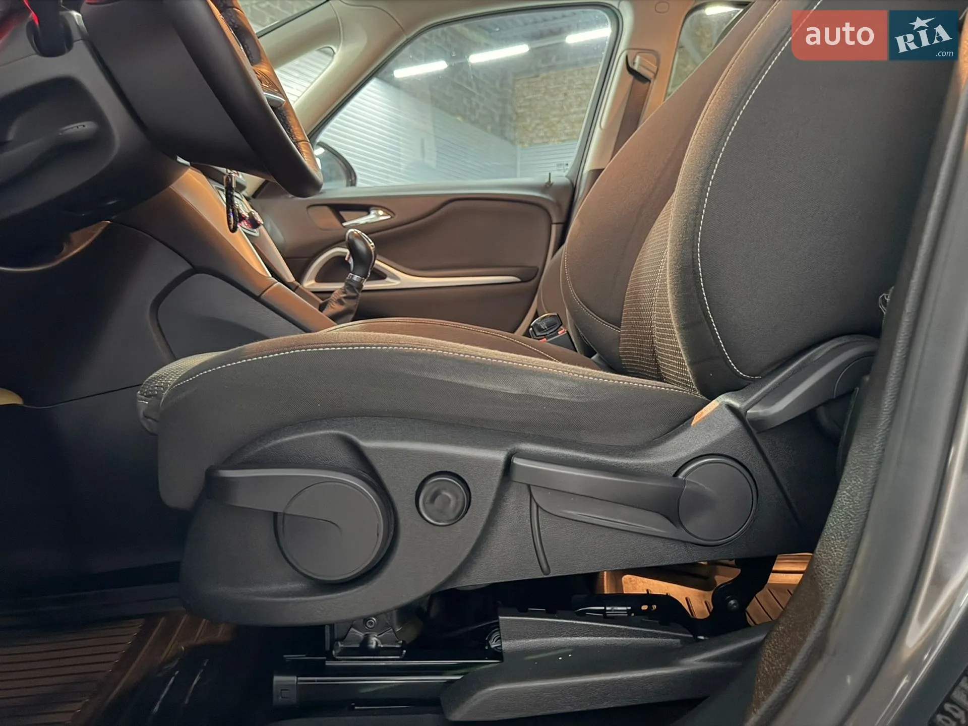 2015 Opel Zafira - мініатюра 50