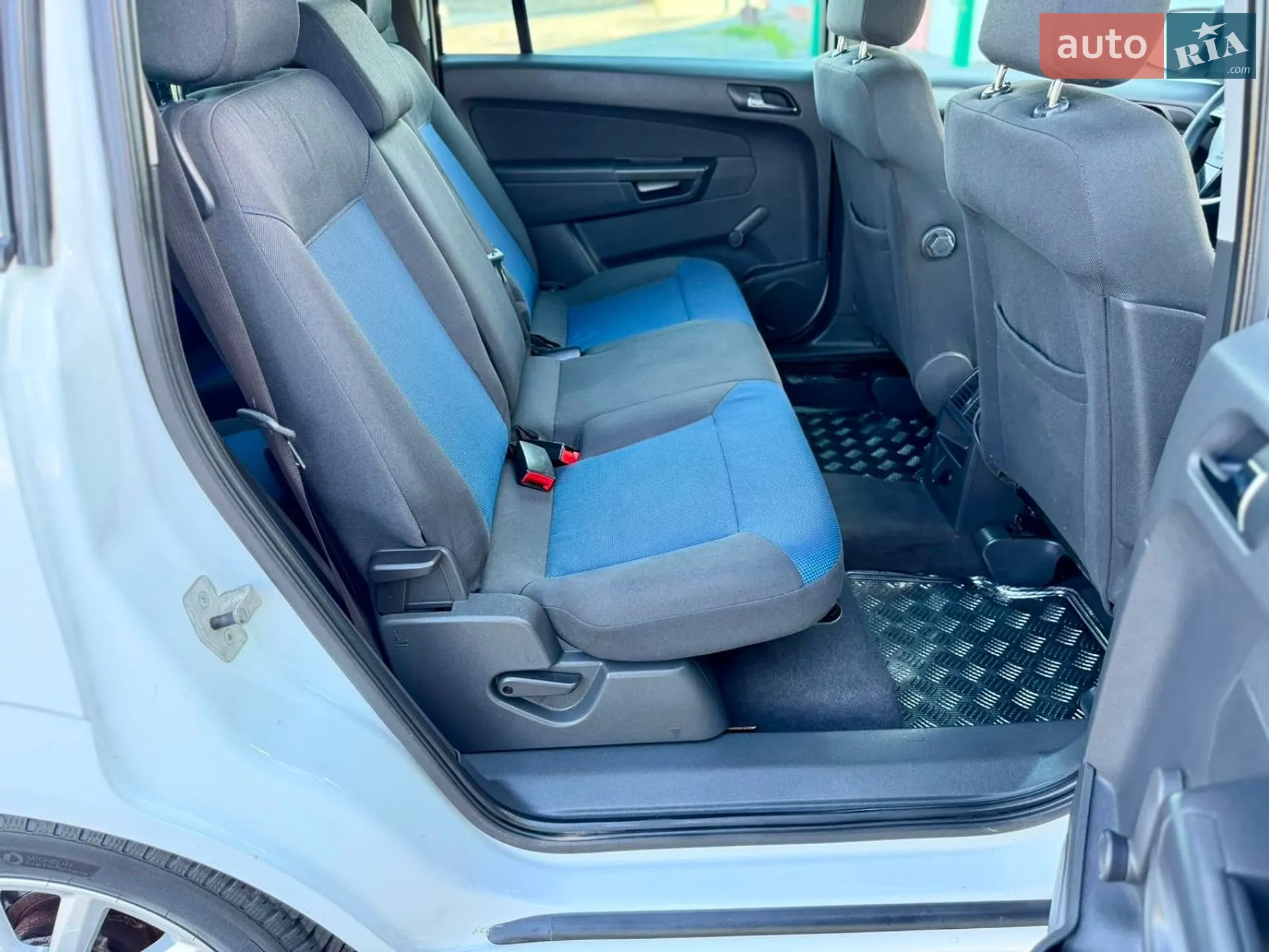 2011 Opel Zafira - мініатюра 37