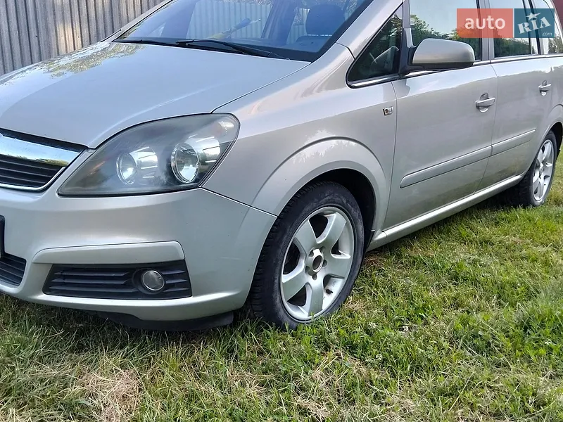 Opel Zafira