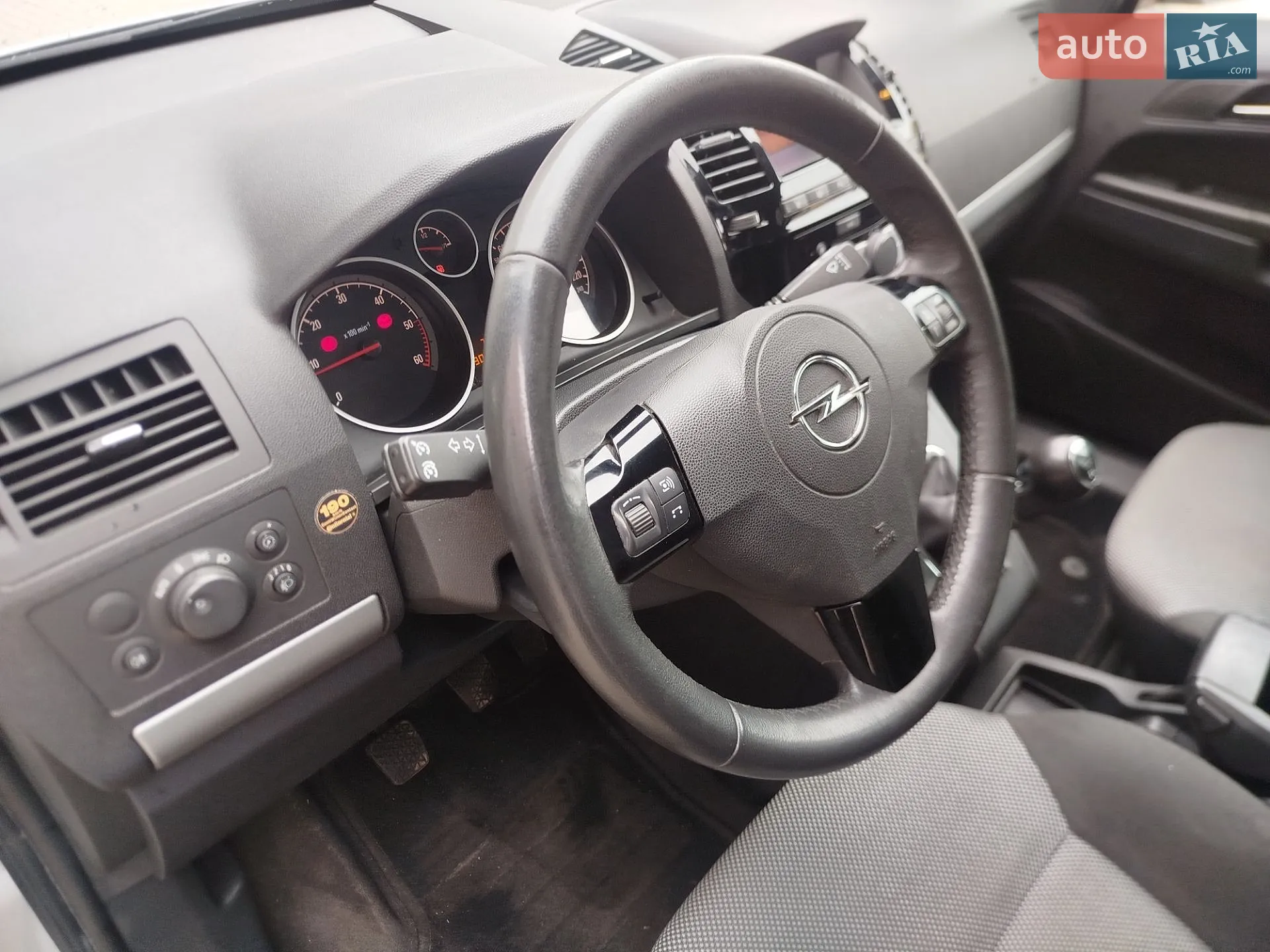 2010 Opel Zafira - мініатюра 13