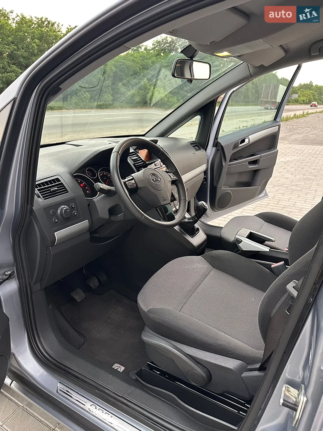 2010 Opel Zafira - мініатюра 9