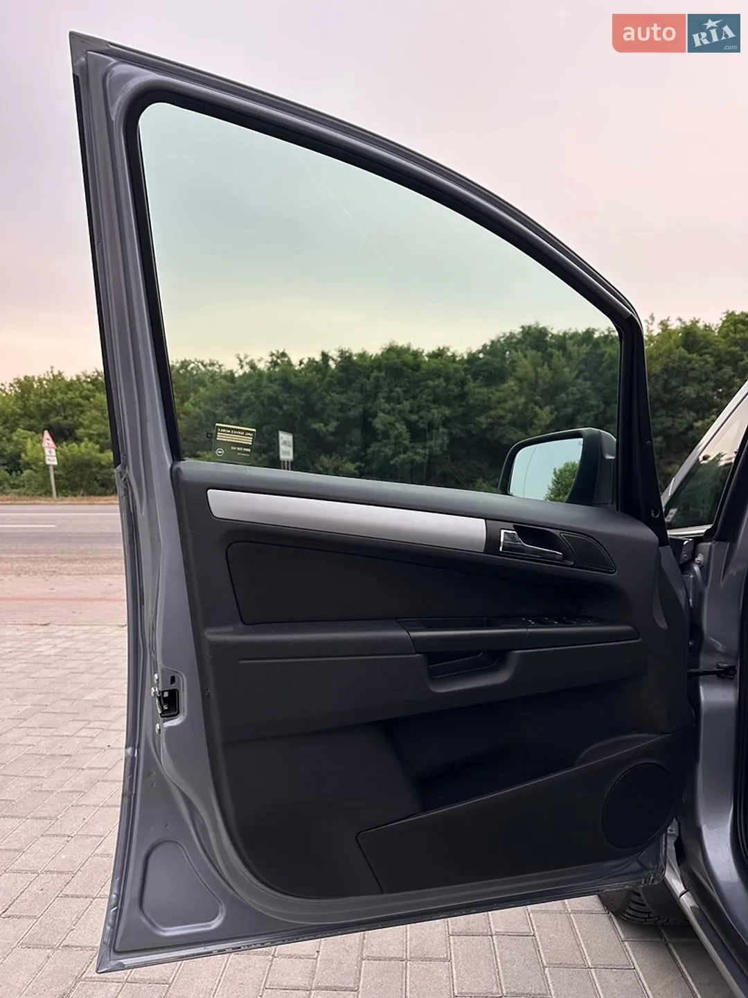 2010 Opel Zafira - мініатюра 19