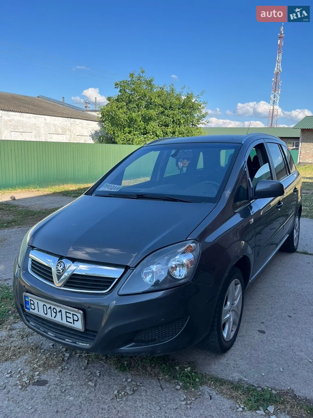 2011 Opel Zafira - фото 1