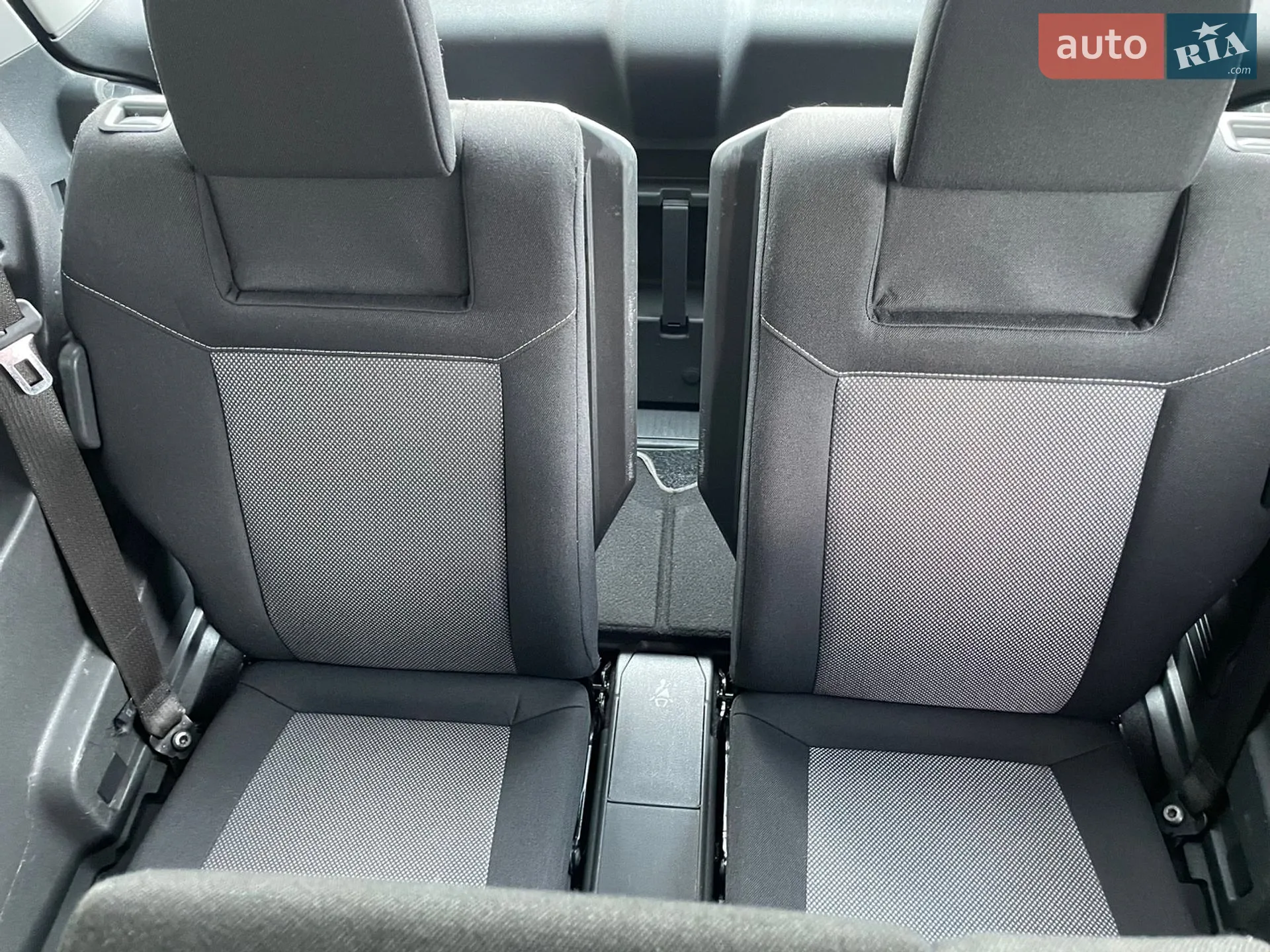 2010 Opel Zafira - мініатюра 30