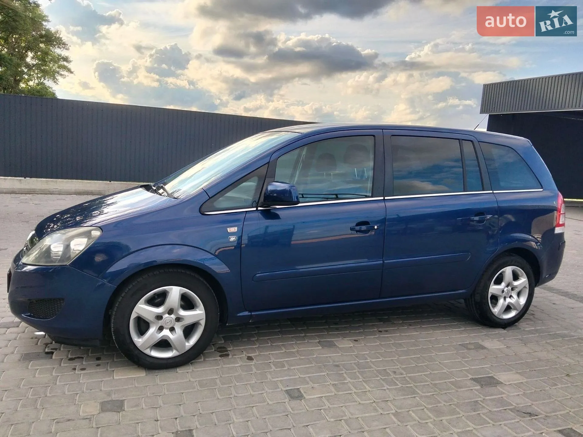 2010 Opel Zafira - мініатюра 7