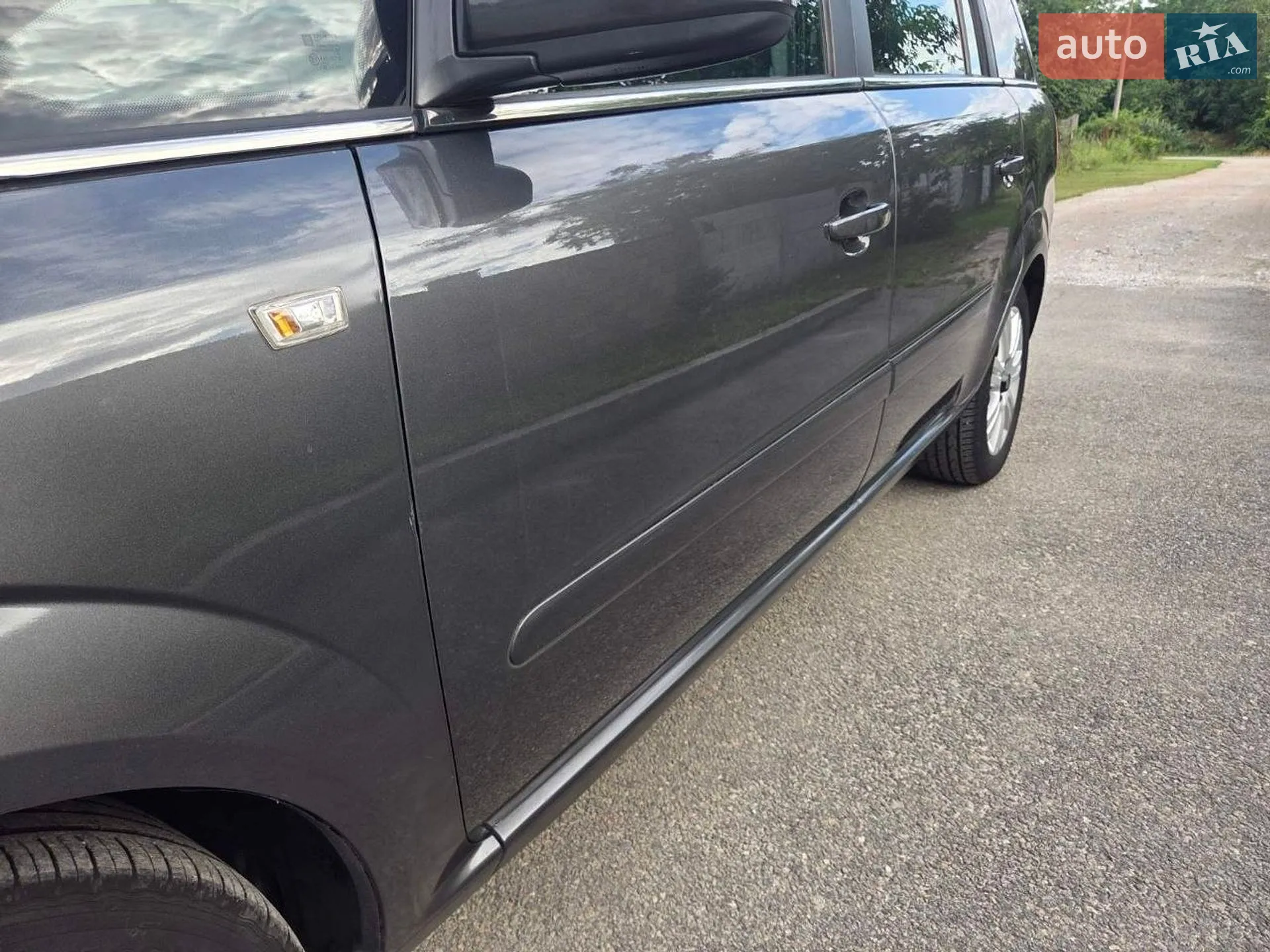 2010 Opel Zafira - мініатюра 2