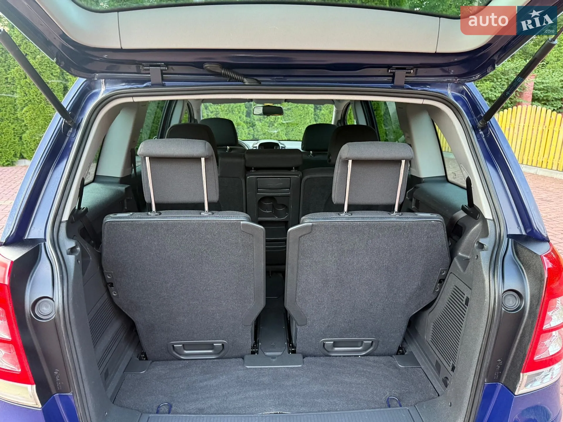 2011 Opel Zafira - мініатюра 30
