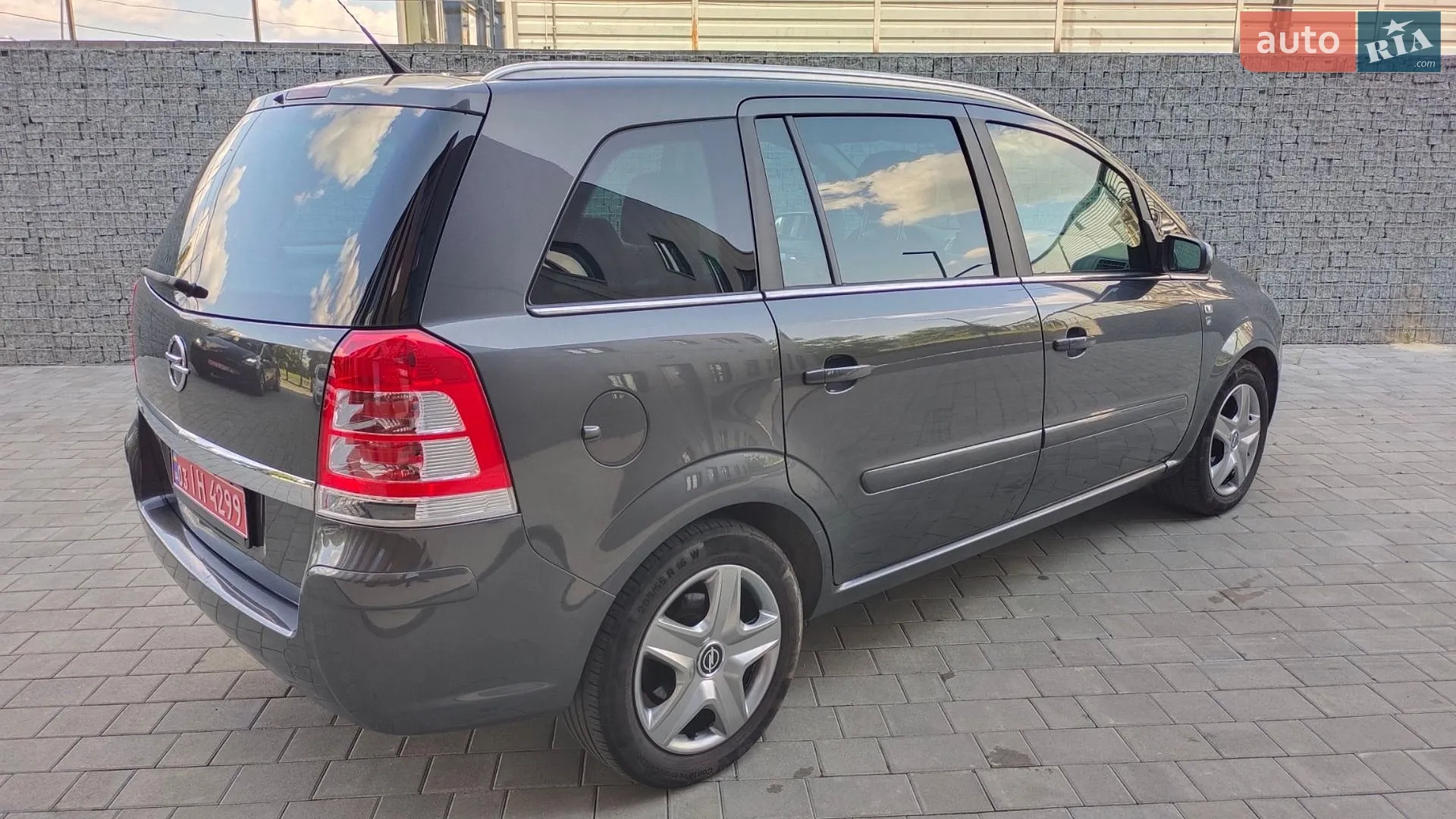 2011 Opel Zafira - мініатюра 2
