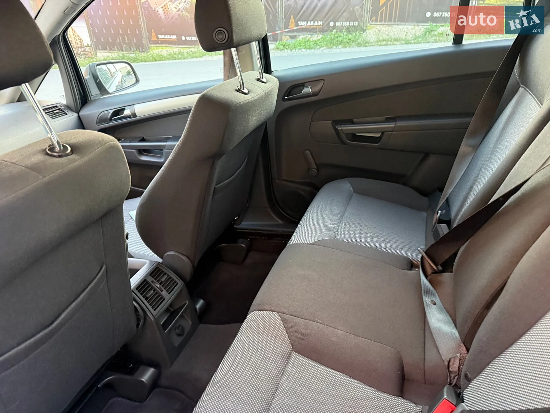 2011 Opel Zafira - мініатюра 30