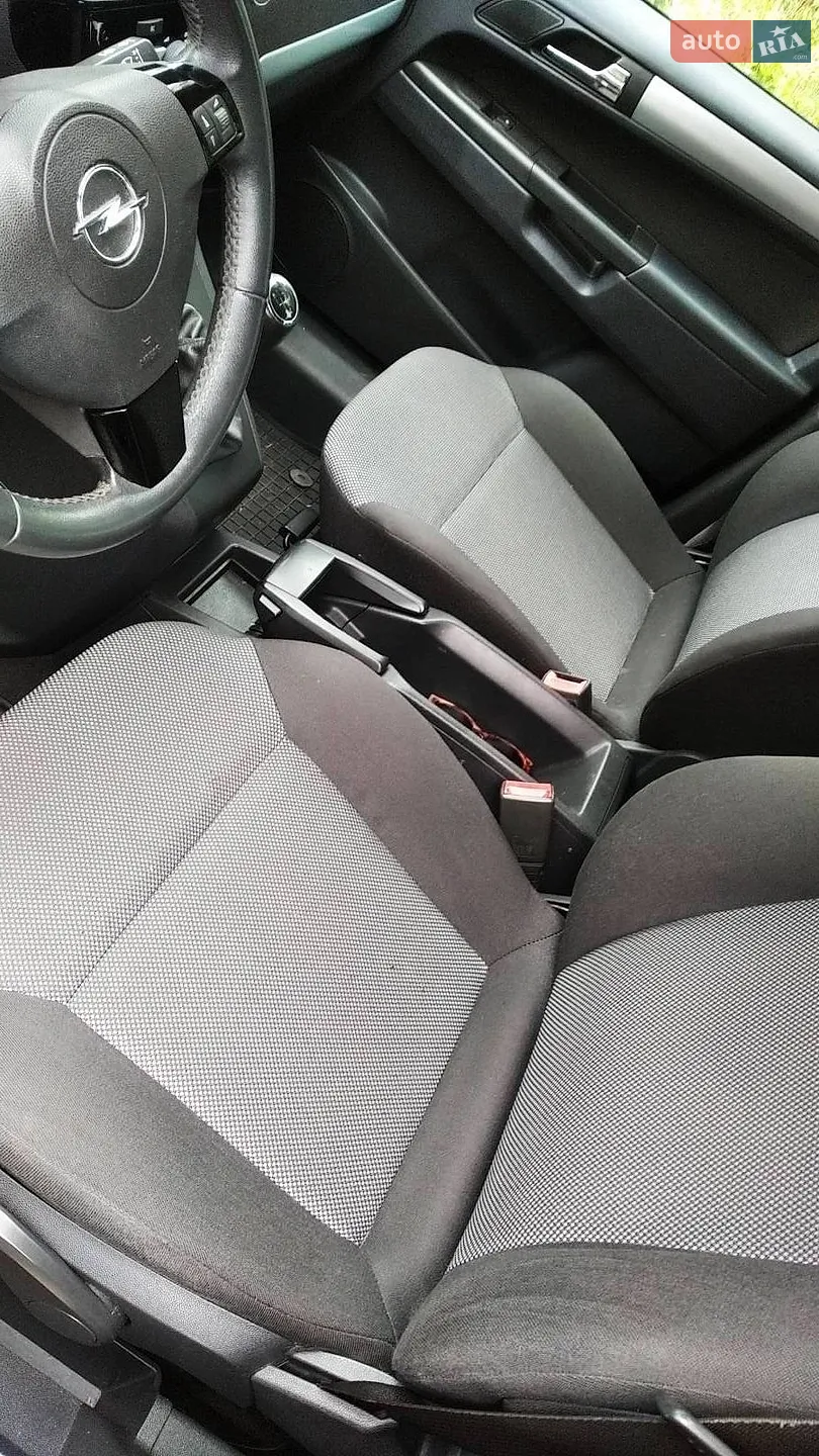 2011 Opel Zafira - мініатюра 15