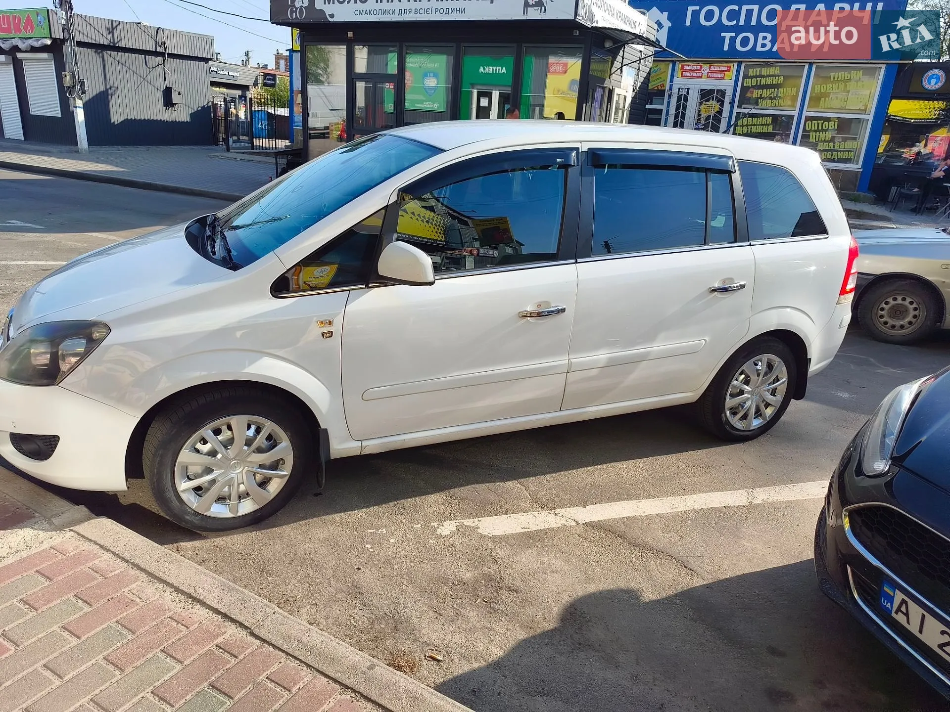 2010 Opel Zafira - мініатюра 11