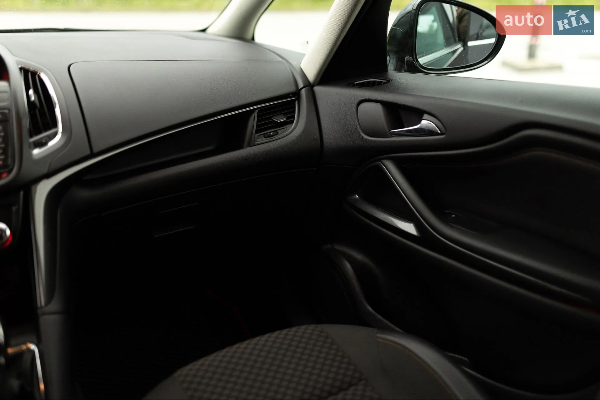 2015 Opel Zafira - мініатюра 32