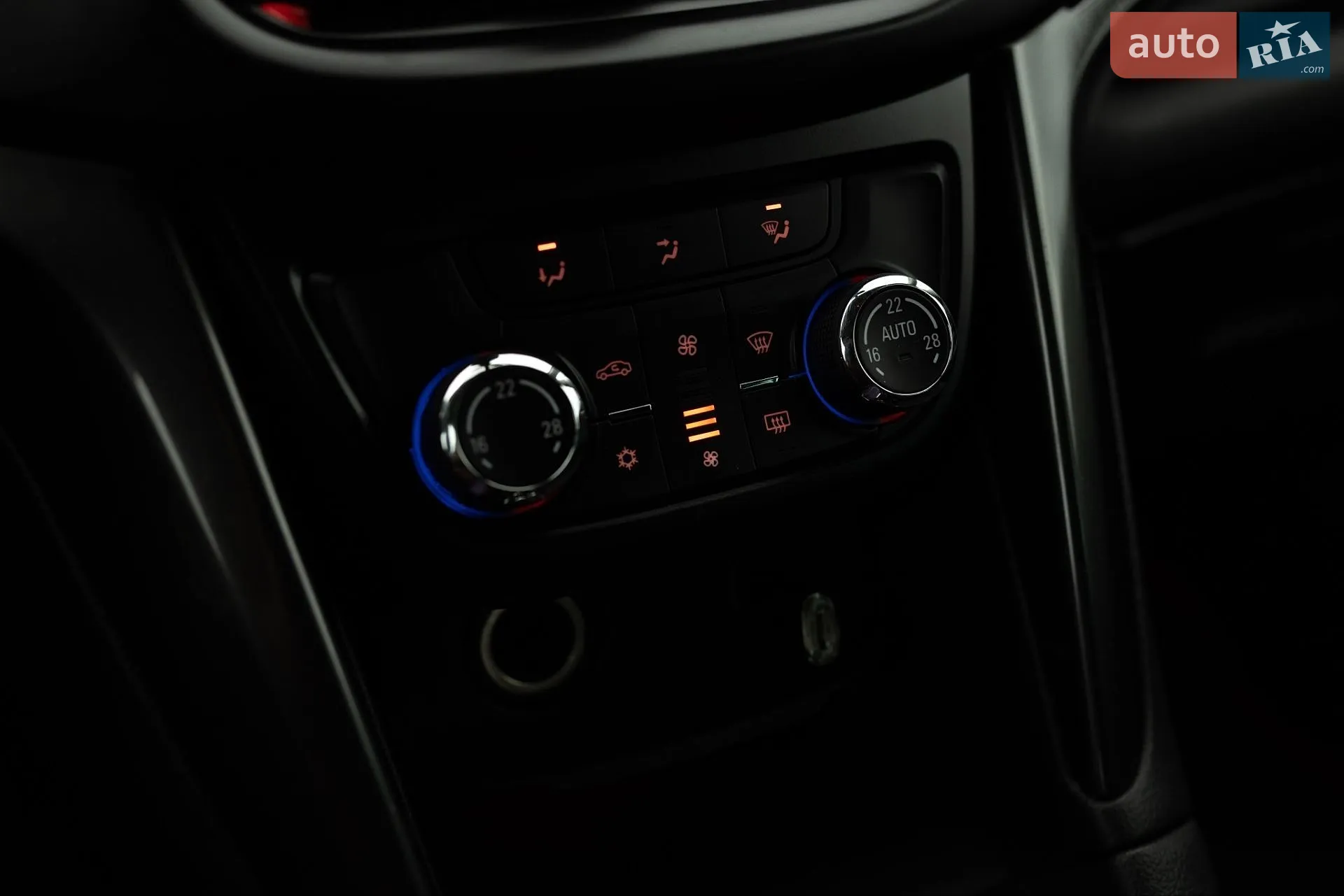 2015 Opel Zafira - мініатюра 76
