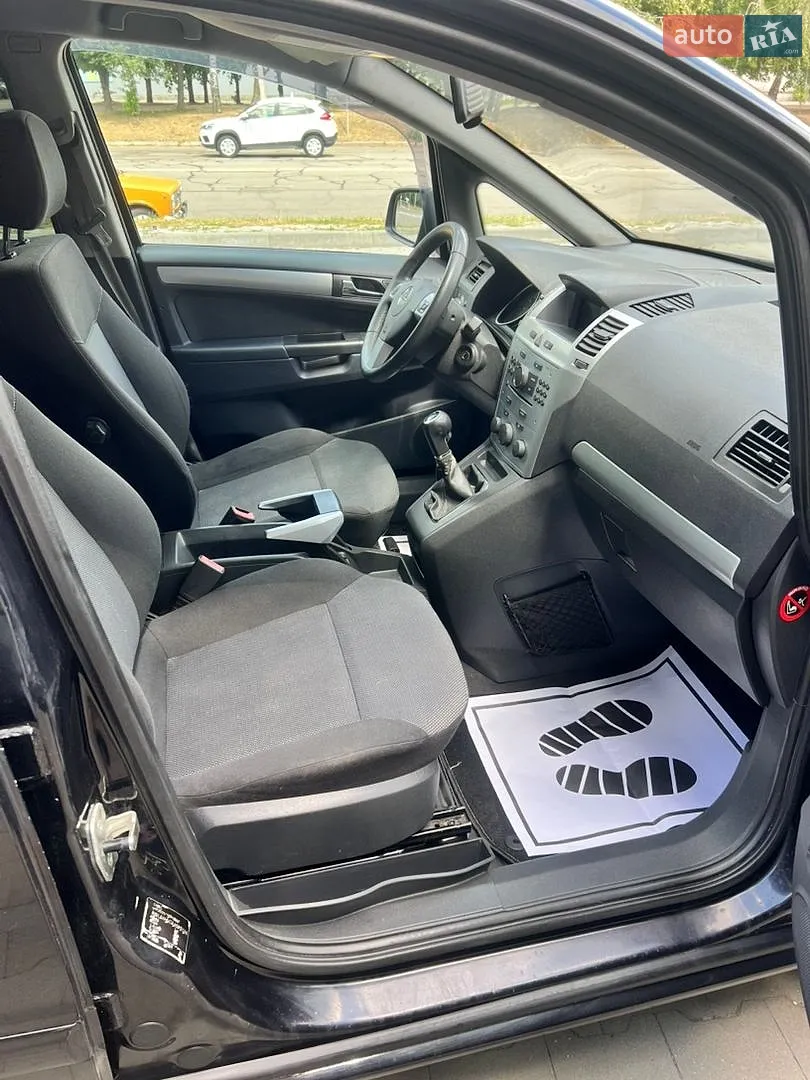 2010 Opel Zafira - мініатюра 19